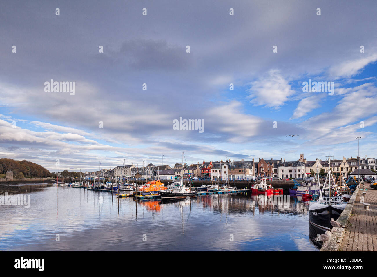 Puerto de Stornoway, en la isla de Lewis, Outer Hebrides, Scottish Highlands, Scotland, Reino Unido Foto de stock