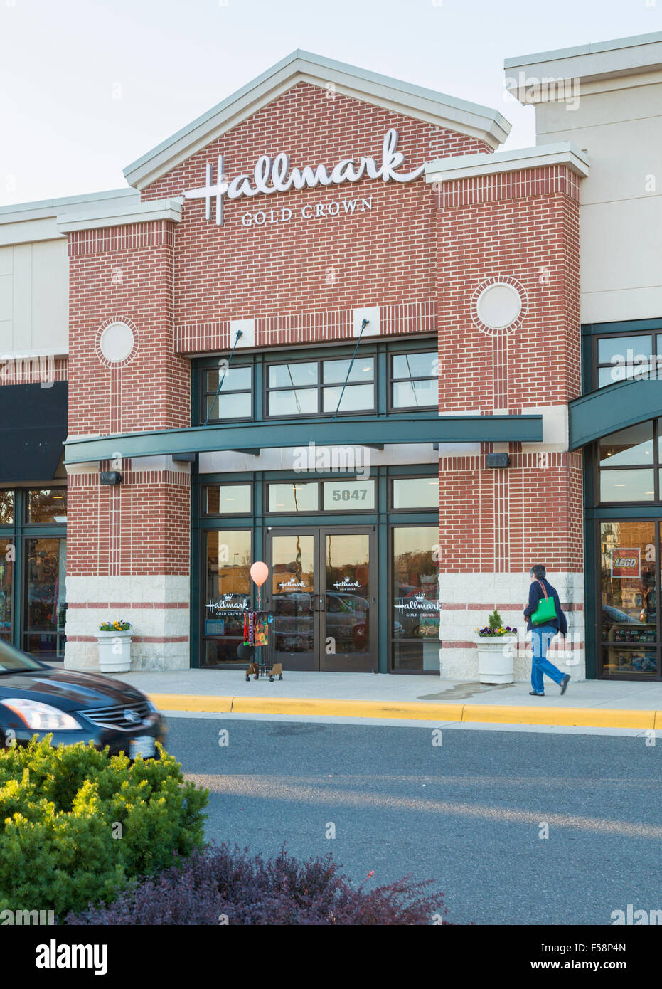 Hallmark Gold Crown store en Virginia centro comercial Gateway, Gainesville, Virginia, EE.UU. Foto de stock