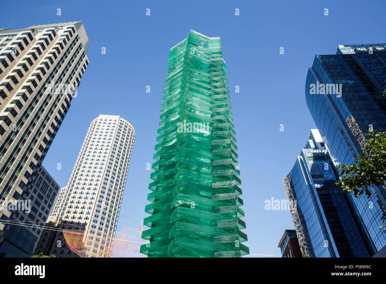 La tectónica de Transparencia: La Torre por Cristina Parreno Arquitectura en pantalla en Boston como parte de la Bienal de Diseño. Foto de stock