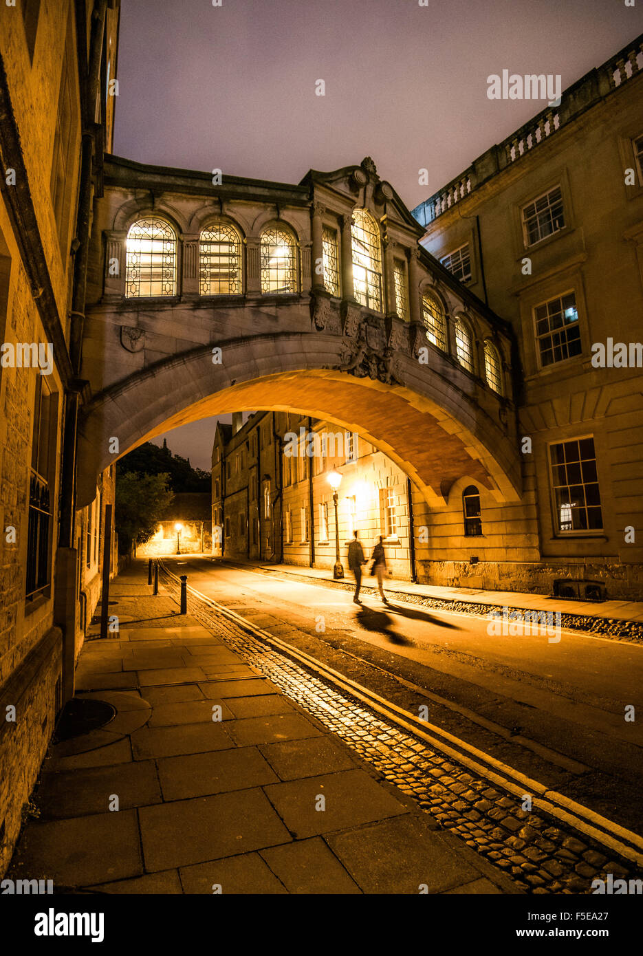 Puente de los Suspiros, Oxford, Oxford, Inglaterra, Reino Unido, Europa Foto de stock