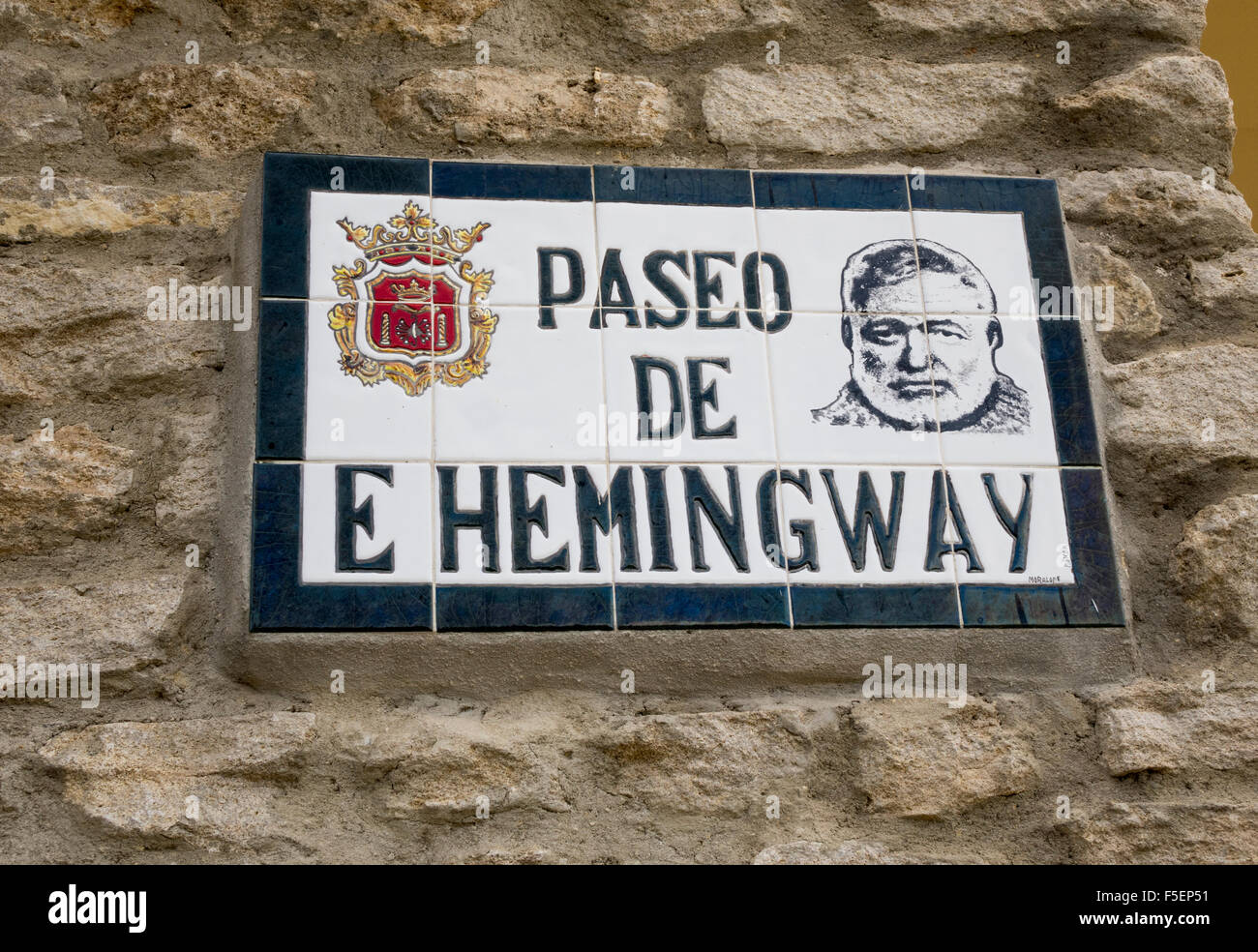 Ernest Hemingway calle signo en Ronda, Andalucia, Spain Foto de stock