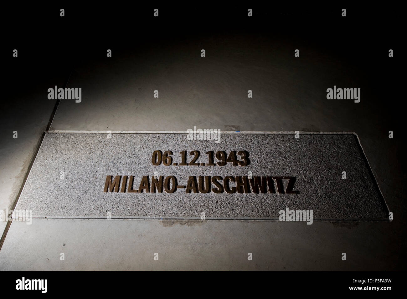 Italia, Milán, Binario, Binario 21 21 memorial memorial, el Memorial de la Shoah Foto de stock