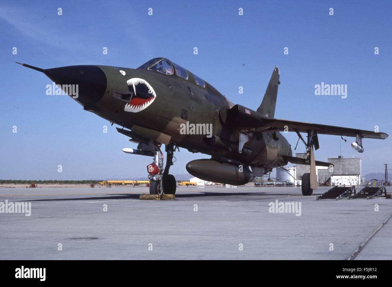 República F-105G 62-4423 128 TFS GA ANG MCAS Yuma 23Feb82 [Peter Foto de stock