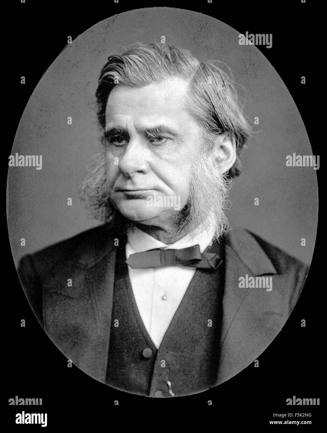 THOMAS Huxley (18251895) biólogo inglés que defendía la teoría de la