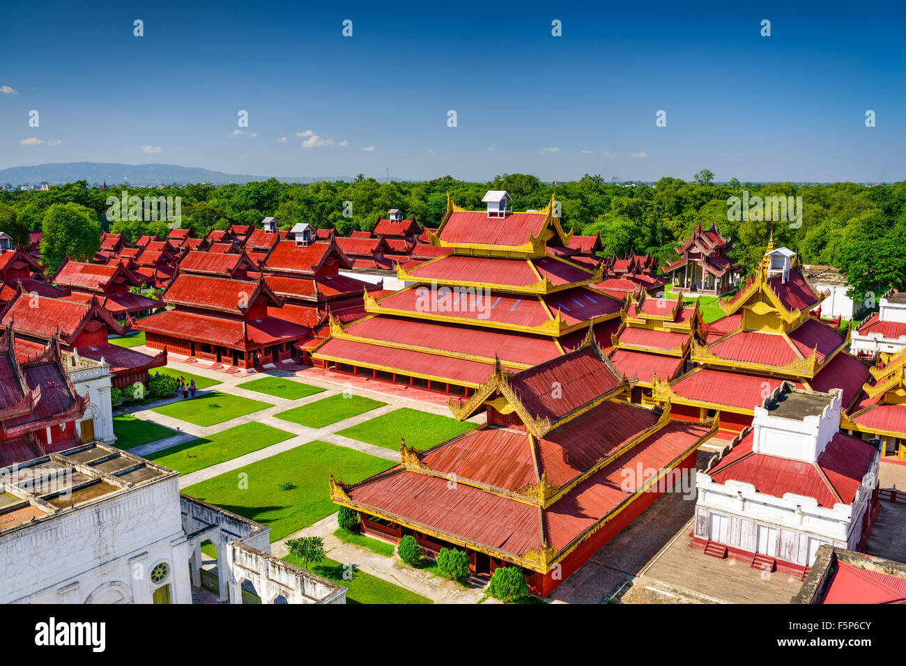 Mandalay, Myanmar edificios en palacio real. Foto de stock