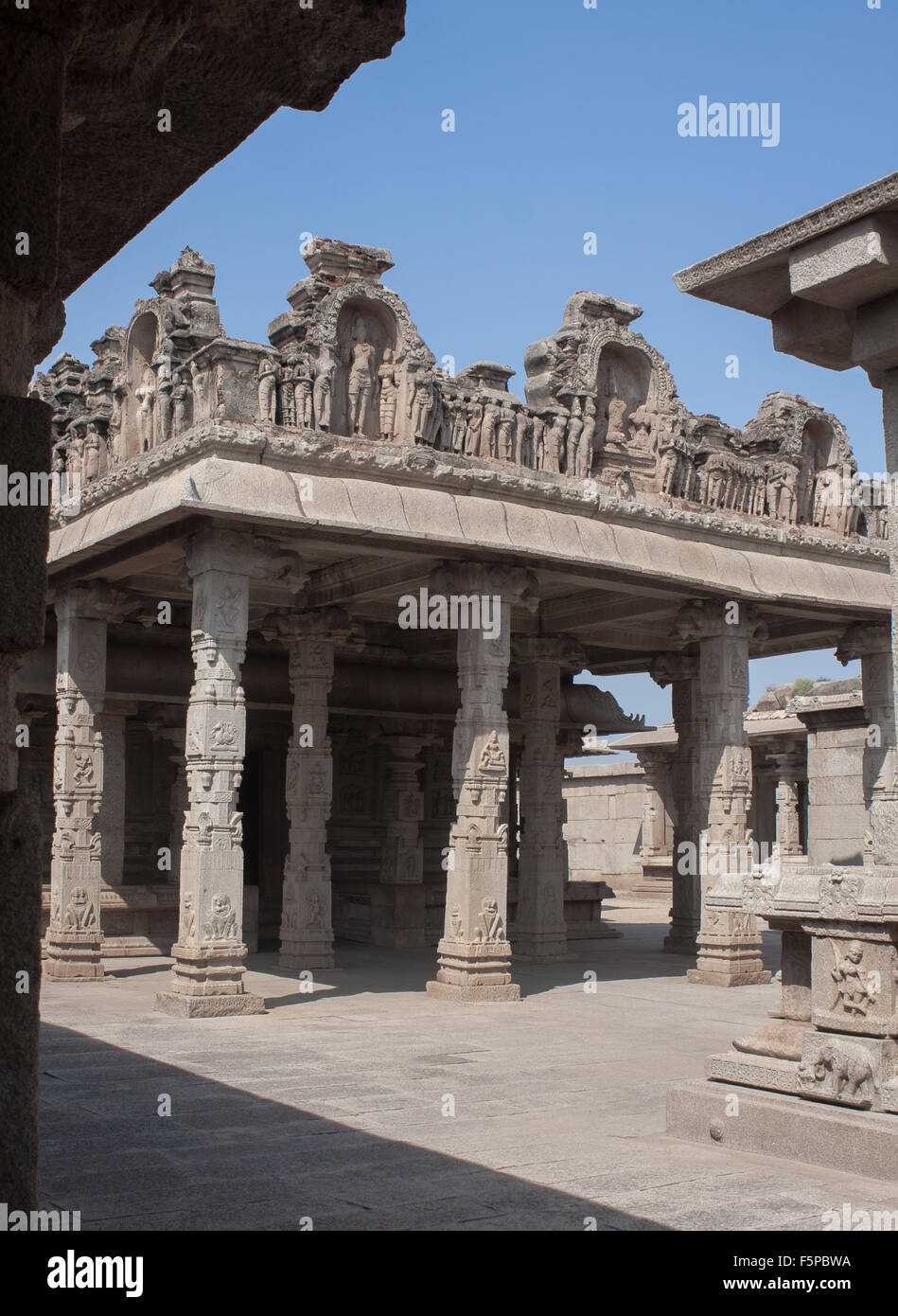 Complejo del templo en ruinas de Hampi, Karnataka, India, Patrimonio de la Humanidad por la UNESCO Foto de stock