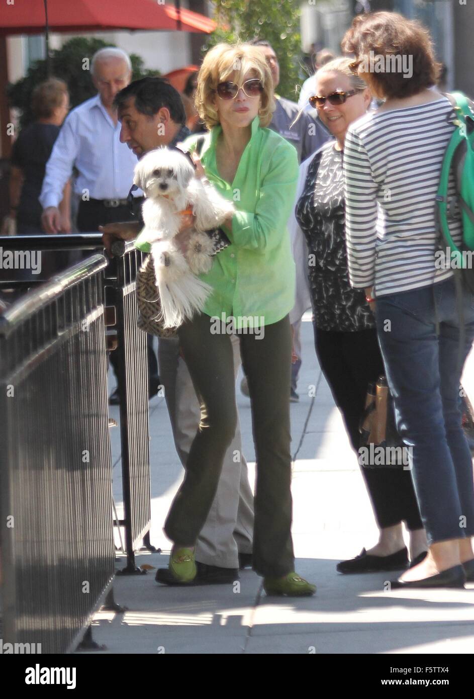 Coton de tulea fotografías e imágenes de alta resolución Alamy