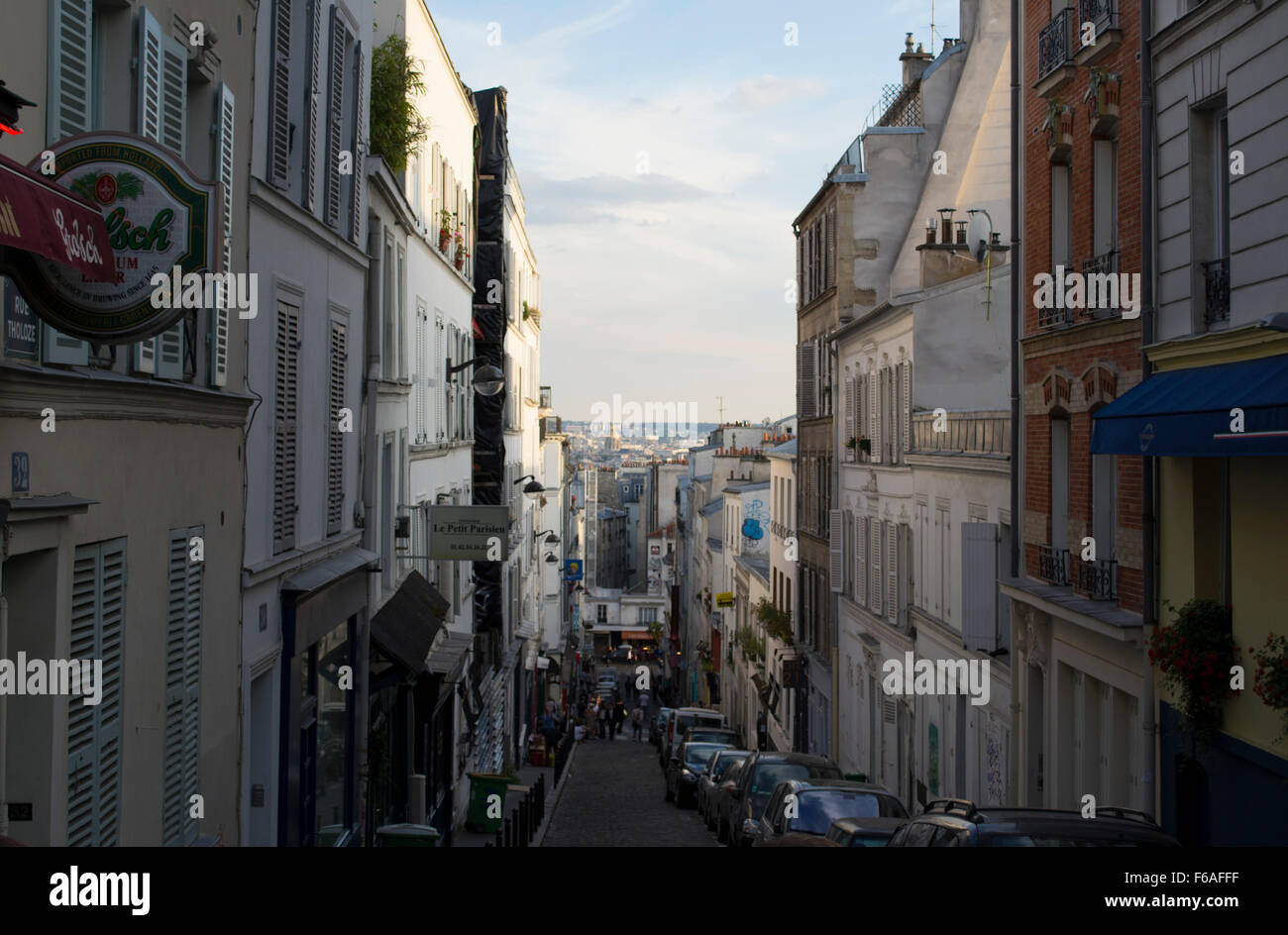 French Street, París, Francia Foto de stock
