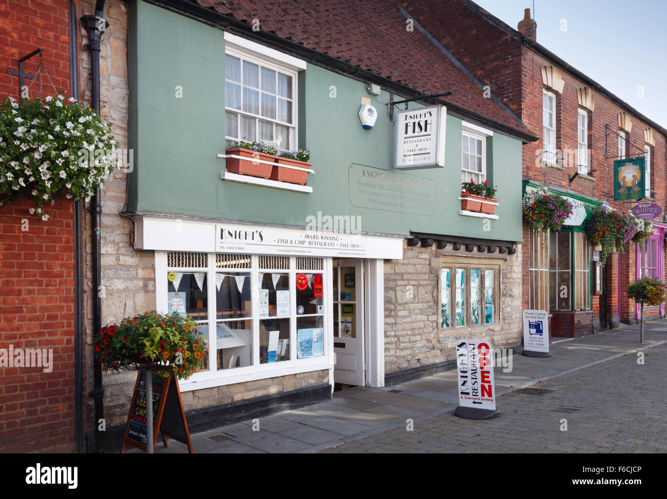 Caballeros Fish and Chips shop. Glastonbury. Somerset, Reino Unido. Foto de stock