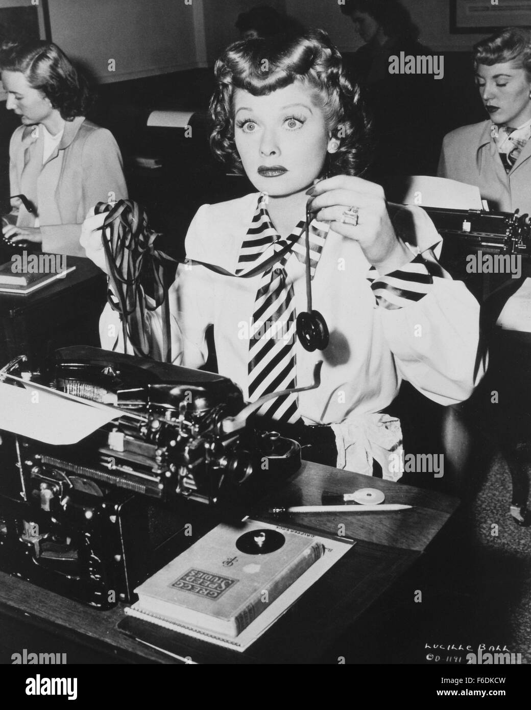 Enero 1, 1940 - On-Set Lucille Ball, de la película, Miss Grant toma Richmond, 1949 (Crédito de la imagen: c/Entretenimiento Glasshouse Pictures) Foto de stock