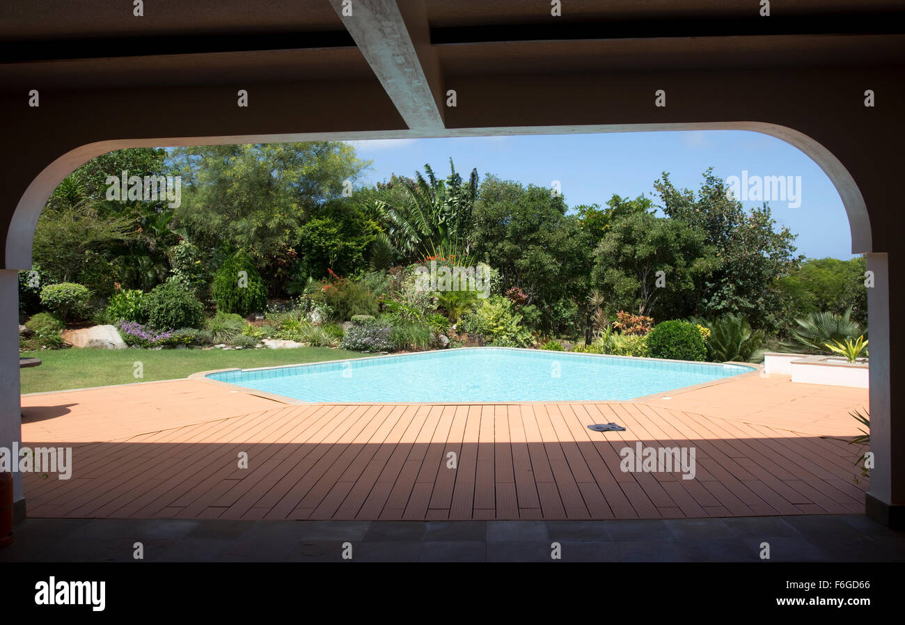 Bonita piscina en la propiedad residencial Vipingo Ridge Kenya Foto de stock