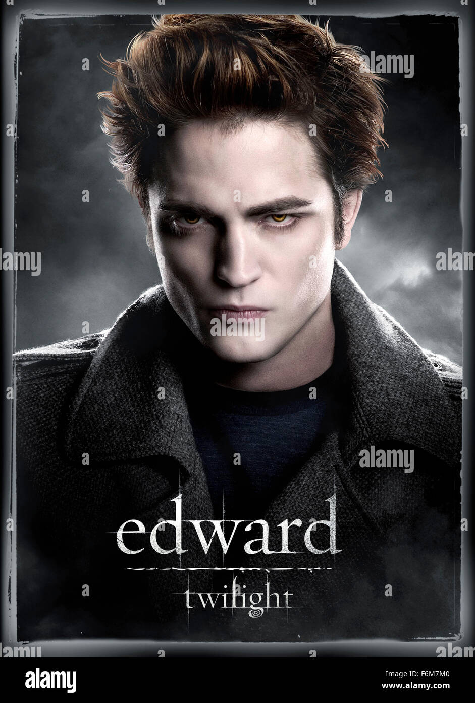 Publican libro de Crepúsculo enfocado en la mirada de Edward Cullen