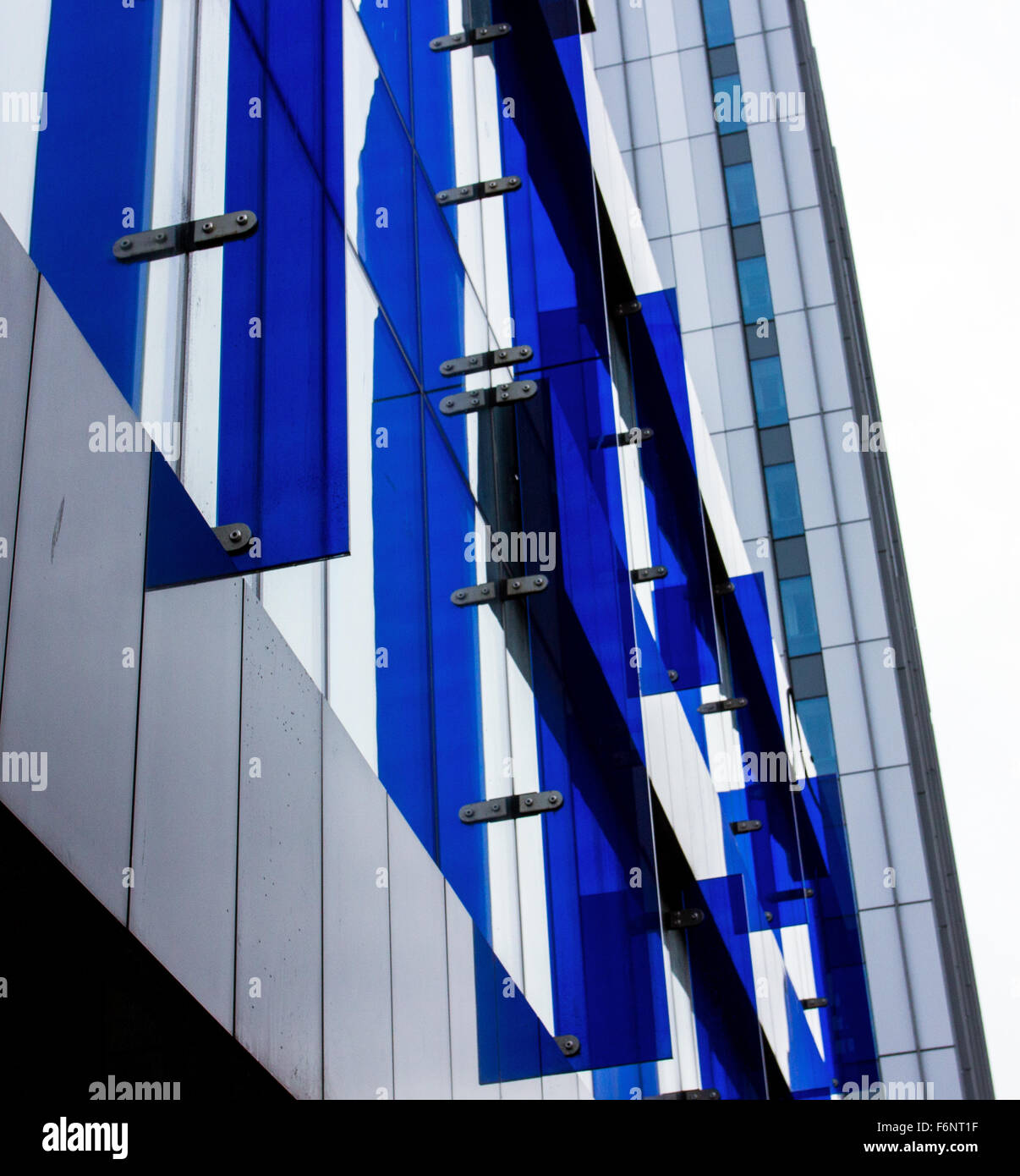 Arquitectura en Glasgow, el cristal azul Foto de stock