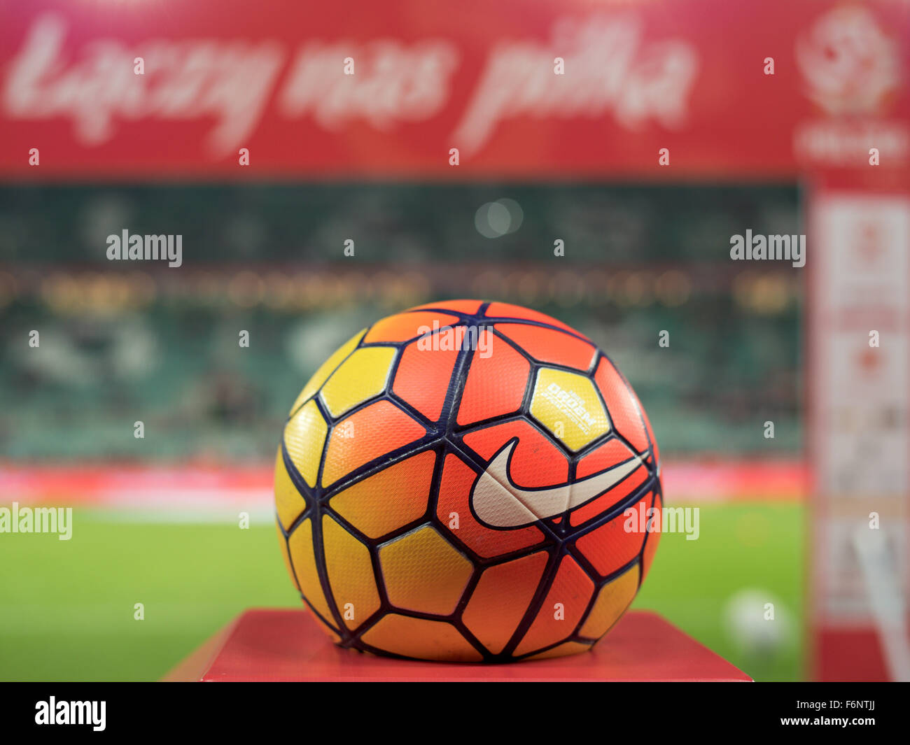 Balón De Fútbol Nike Fotos e Imágenes de stock - Alamy