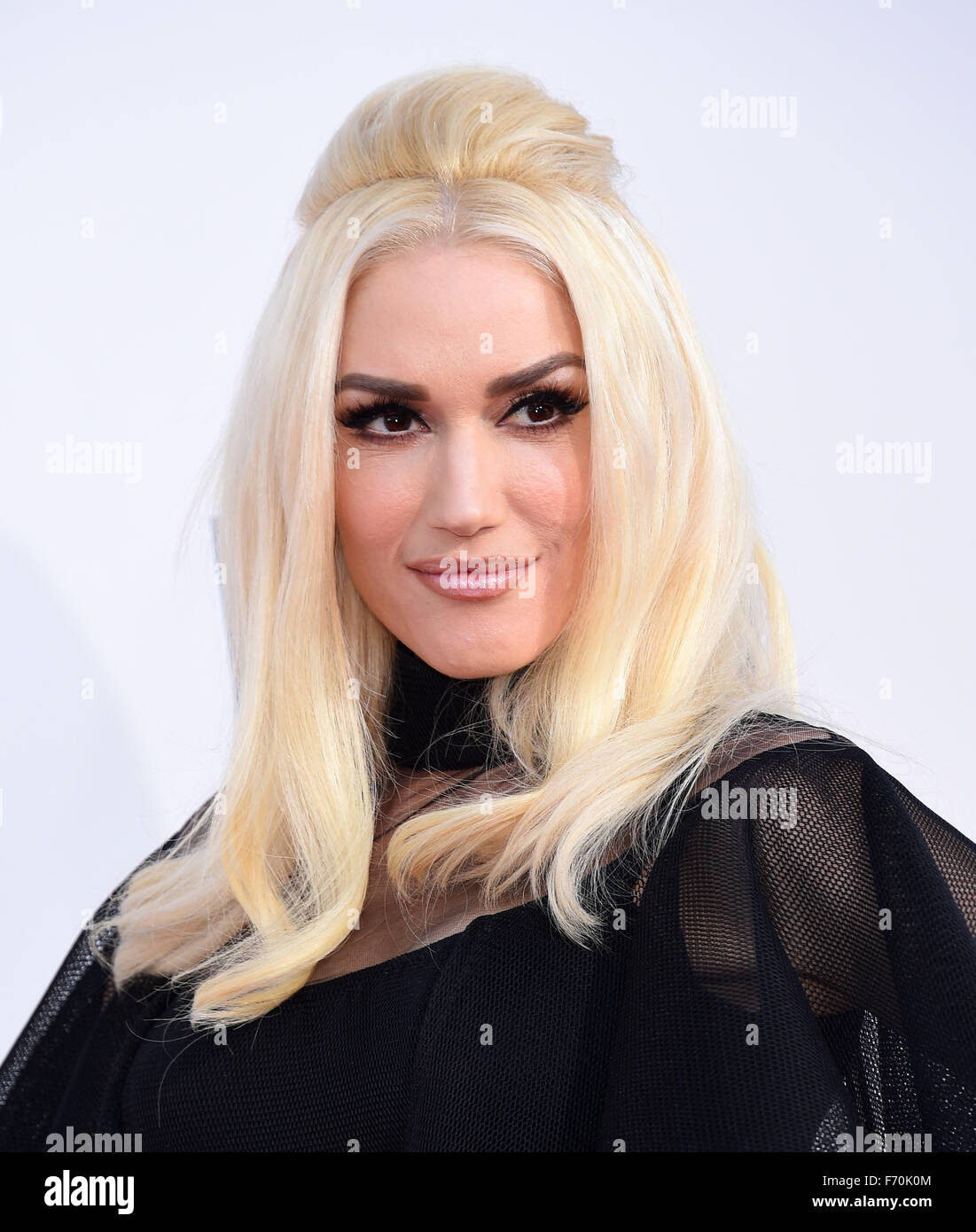 Los Angeles, California, EEUU. 22 Nov, 2015. Gwen Stefani llega para el 2015 American Music Awards en el teatro de Microsoft. Crédito: Lisa O'Connor/Zuma alambre/Alamy Live News Foto de stock
