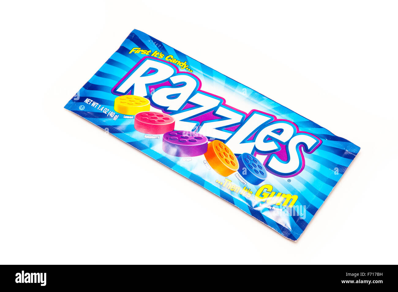 Paquete de Razzles dulces. Razzles son un dulce americana que una vez  masticado se mezcla en la goma de mascar Fotografía de stock - Alamy