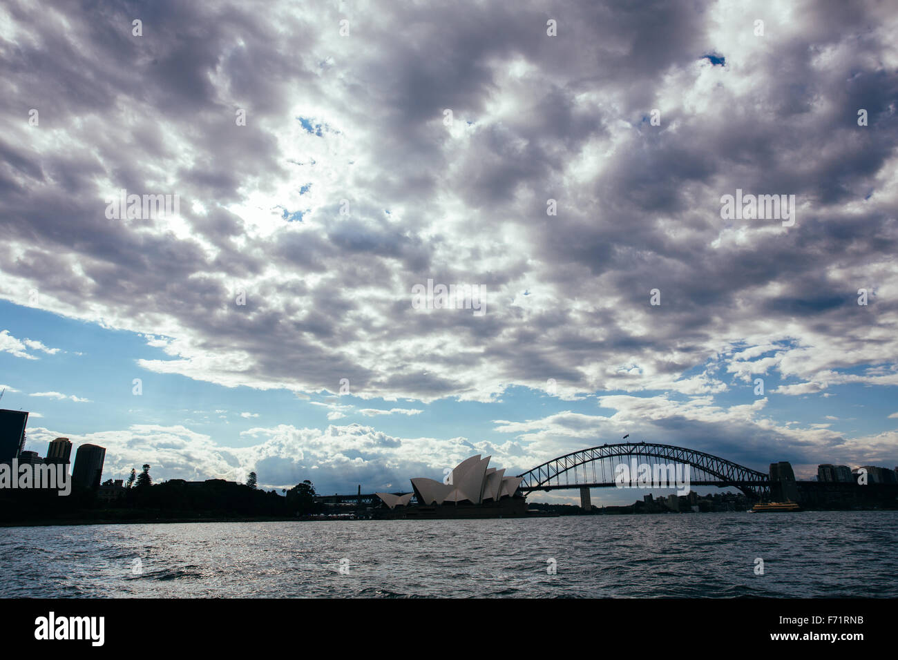 Sydney nublado cielo nublado Foto de stock