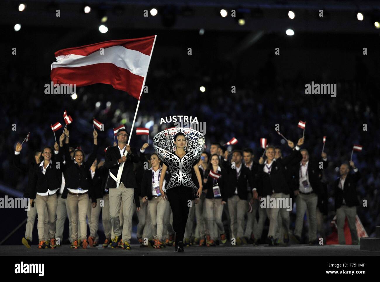 Austria (AUT) en el desfile de los atletas. Ceremonia de apertura. Estadio Olímpico. Bakú. Azerbaiyán. Bakú2015. 1 Juegos de Europa. 12/06/2015. Foto de stock
