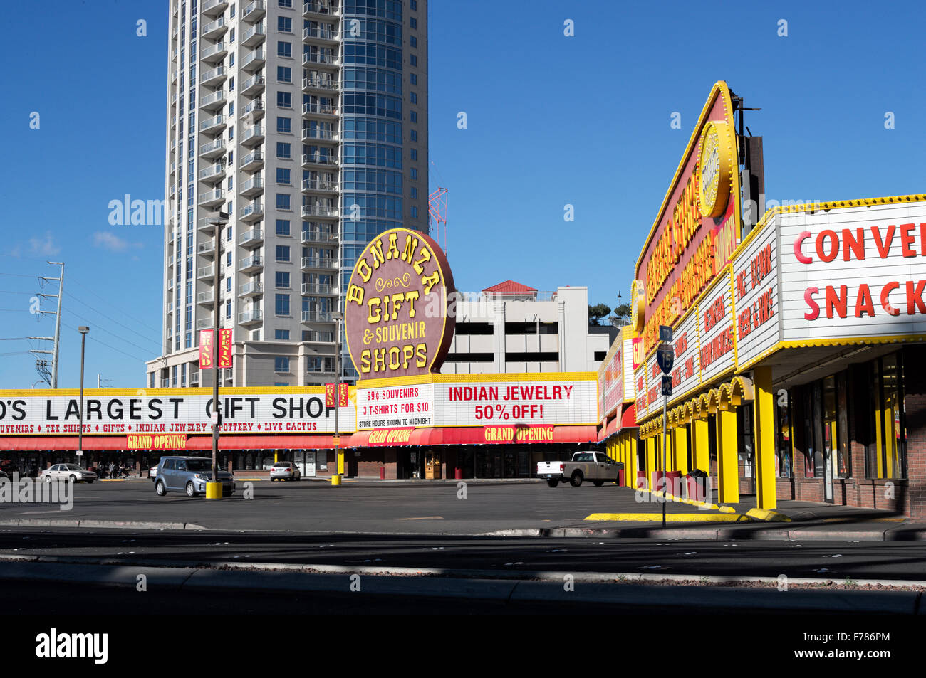 Bonanza Tienda de regalos más grande del mundo, Las Vegas, Nevada  Fotografía de stock - Alamy