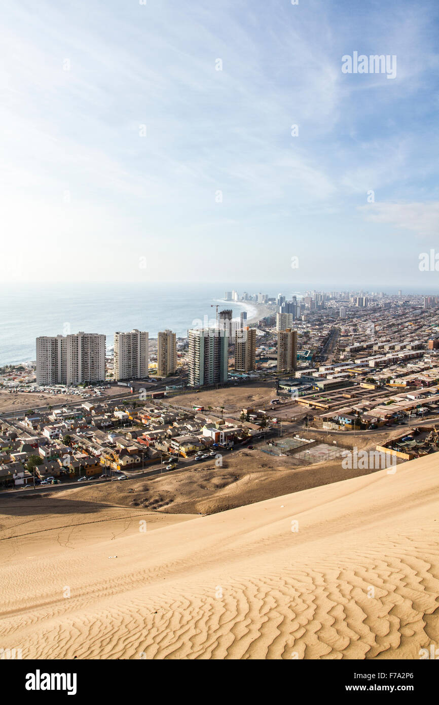 Iquique chile cityscape skyline fotografías e imágenes de alta