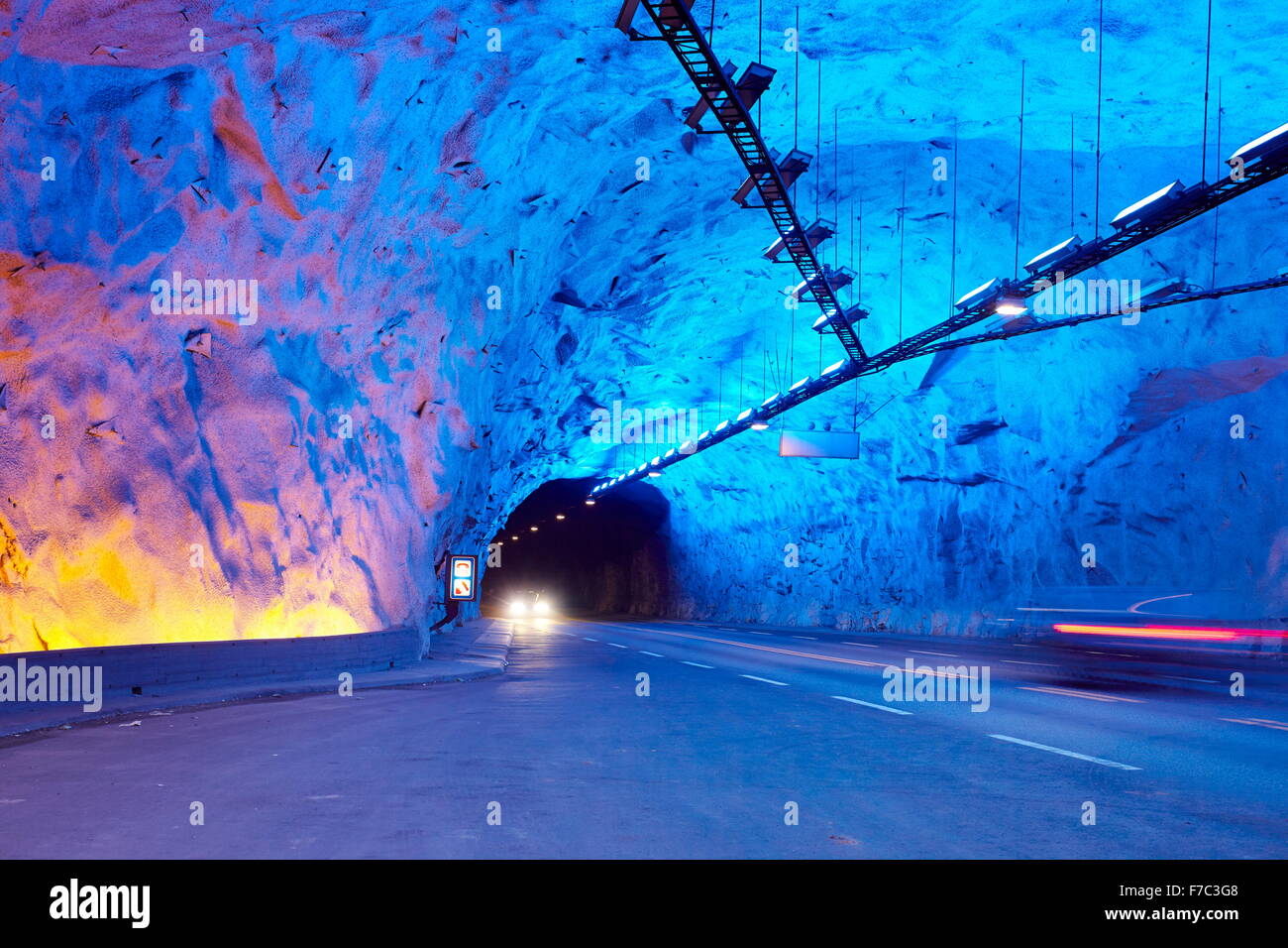 Laerdal túnel entre Aurland y Laerdal, Laerdalstunnelen (la más larga del mundo a 24,5 km) Aurland, Noruega Foto de stock