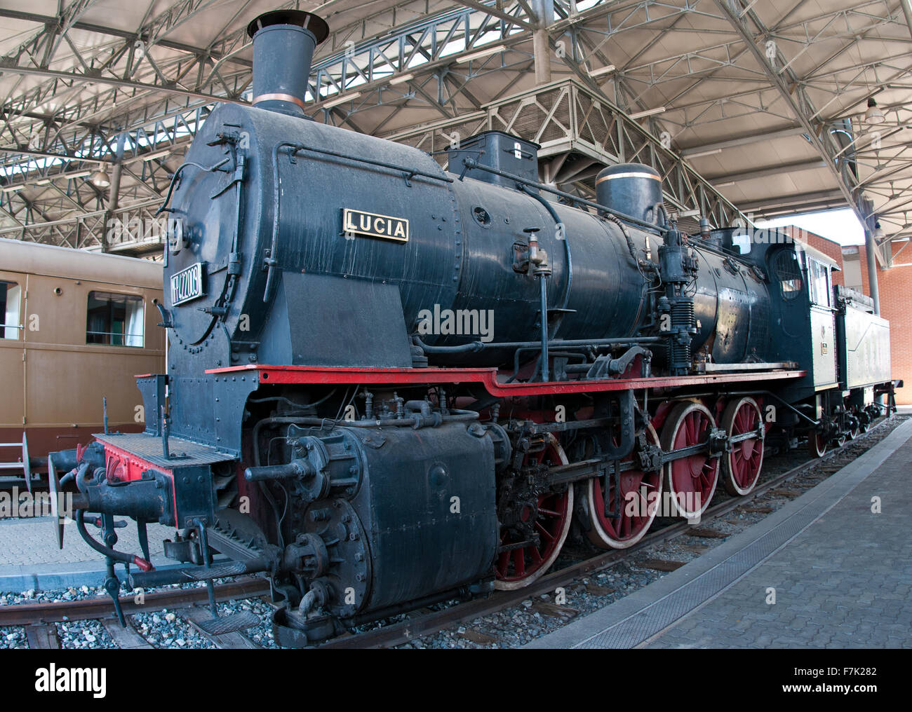 Locomotora de vapor, un antiguo, vintage trenes, museo Foto de stock