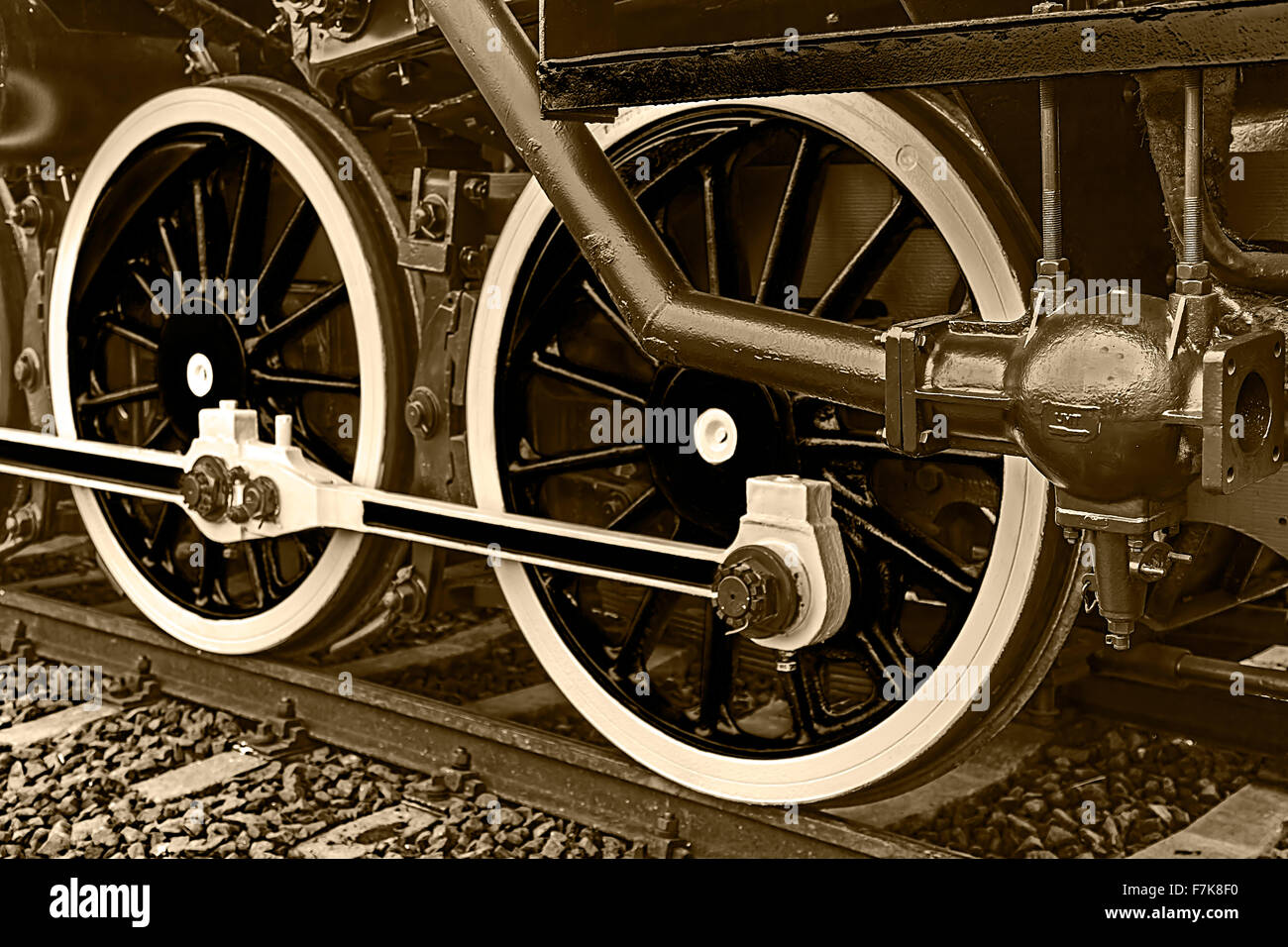 Locomotora de vapor alemán antiguo, construido en 1940, en un museo. La locomotora más pesada, de 85 toneladas, que circularon en Rumania durante el Foto de stock