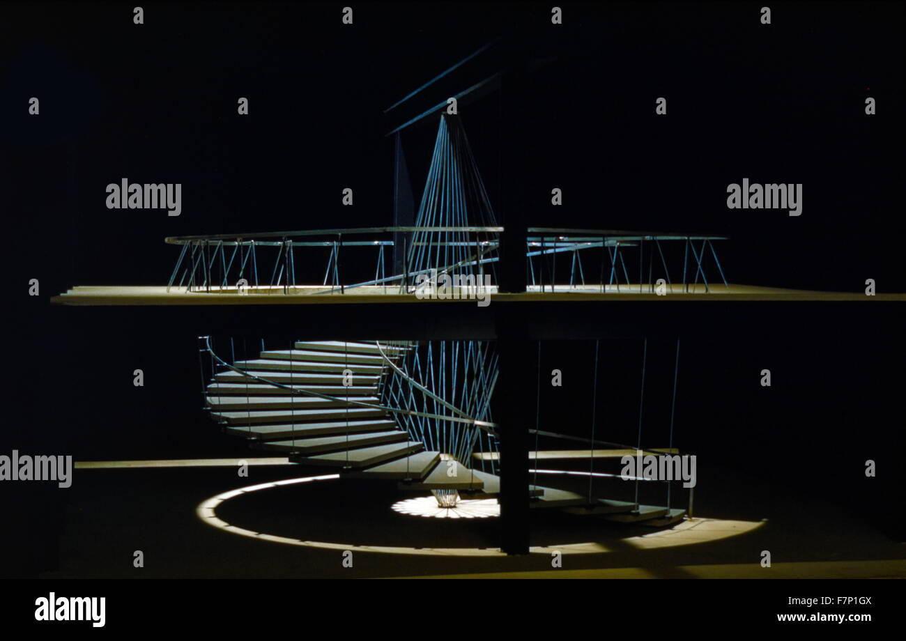 Centro Técnico de General Motors, Warren, Michigan, 1945; 1946-56. Modelo  de escaleras del edificio de administración. Diseñado por Eero Saarinen,  1910-1961, arquitecto Fotografía de stock - Alamy