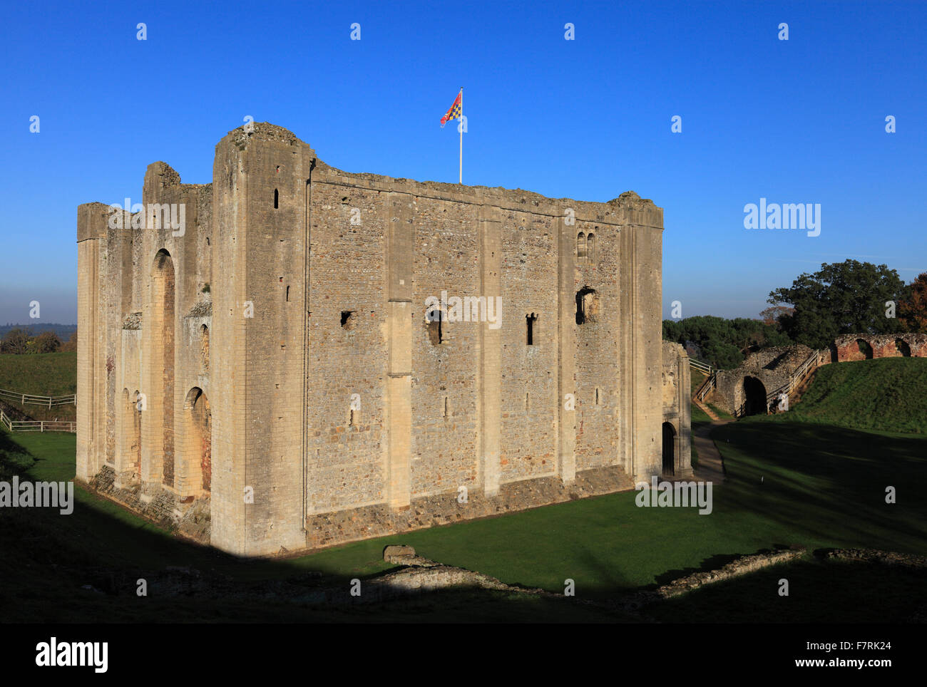 Castle Rising en Norfolk, Inglaterra, Reino Unido. Foto de stock