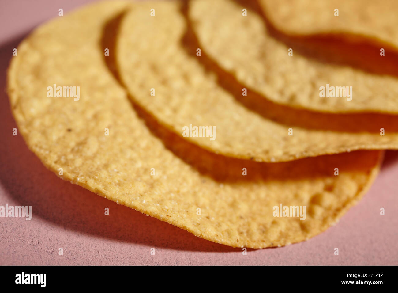 Tortillas fritas mexicanas fotografías e imágenes de alta resolución