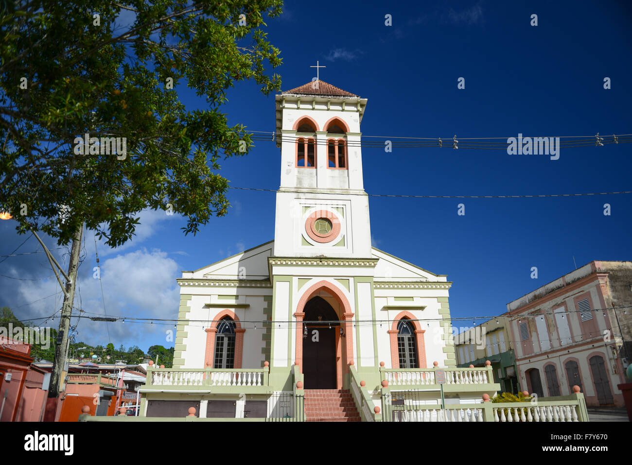 Iglesia de San Juan Bautista ubicado en Maricao, Puerto Rico. Isla del  Caribe. Ee.Uu. territorio Fotografía de stock - Alamy