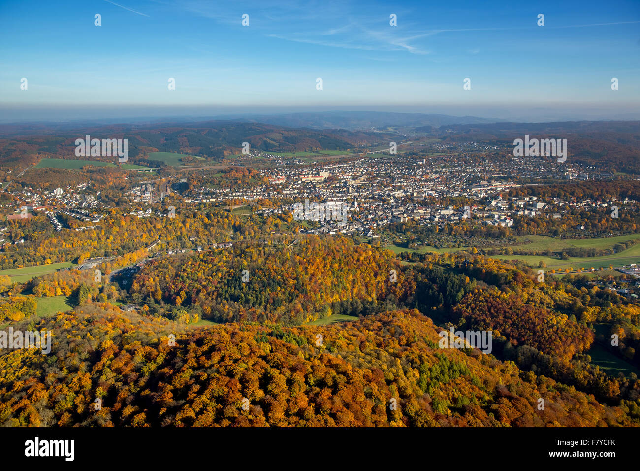 Arnsberg en otoño, Sauerland, Renania del Norte-Westfalia, Alemania Foto de stock