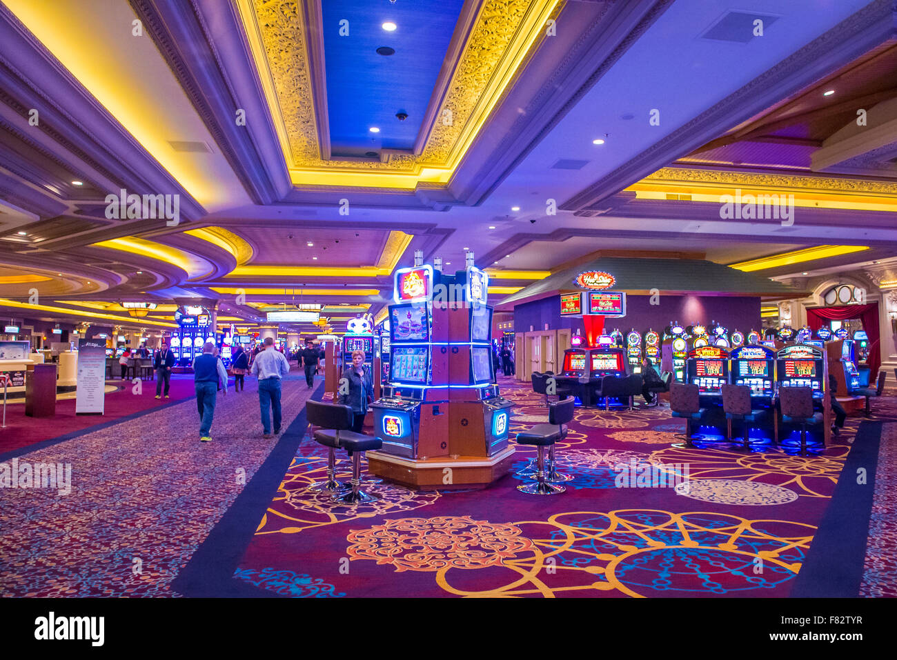 El interior del Mandalay Bay Resort en Las Vegas Fotografía de stock - Alamy