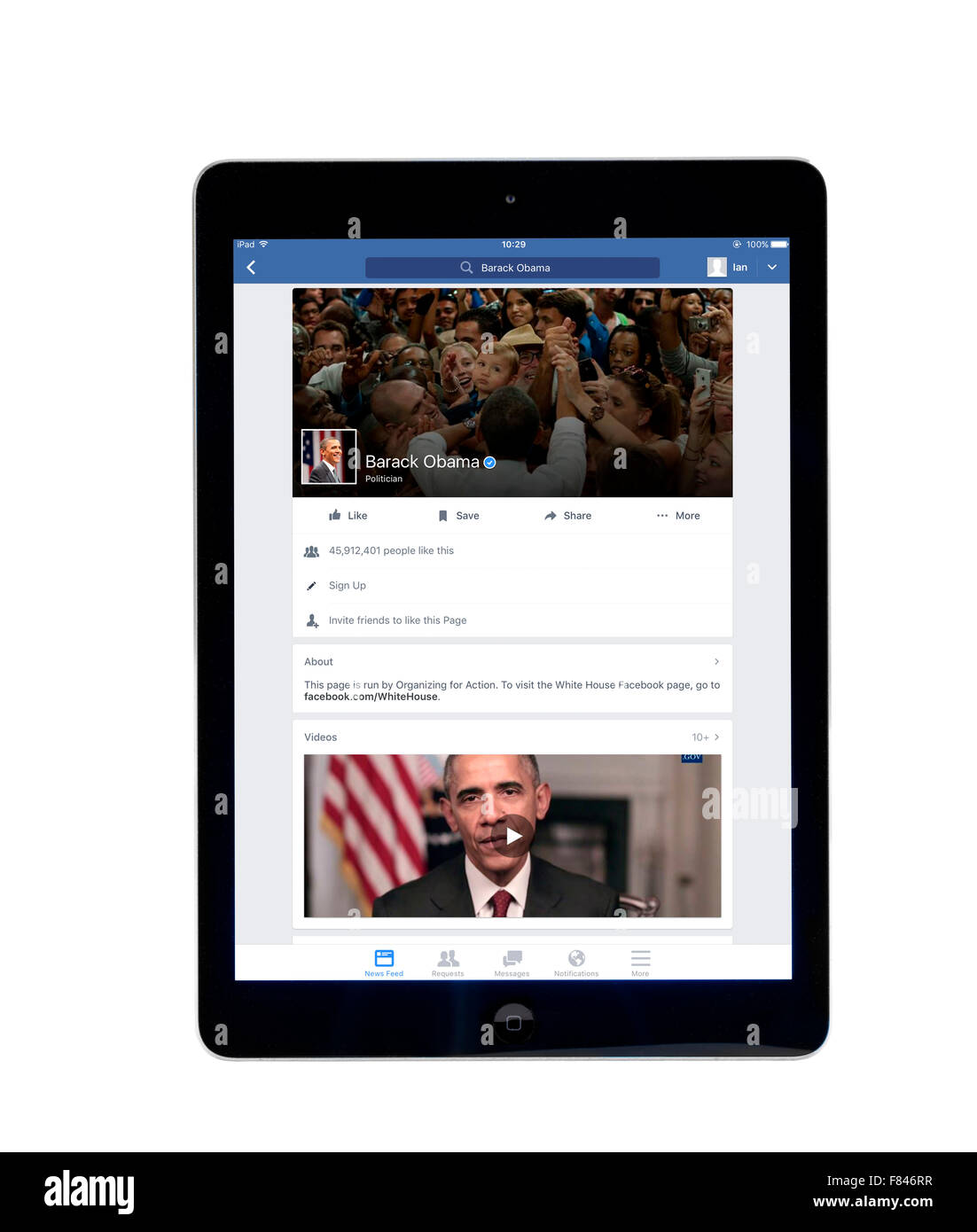 El presidente Barack Obama en la página de inicio de la aplicación de Facebook, visto en un iPad Air Foto de stock