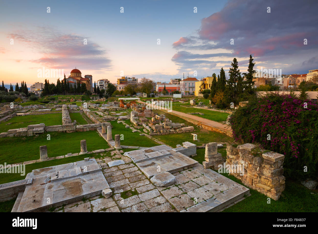 Sitio arqueológico de Kerameikos cerca del Ágora ateniense. Foto de stock