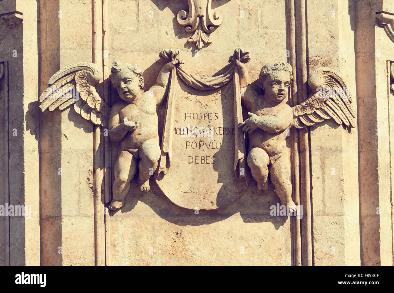 Tallados en Espira de Sant'Oronzo Piazza Liberta Ostuni, Provincia de Brindisi Apulia Italia Europa Foto de stock