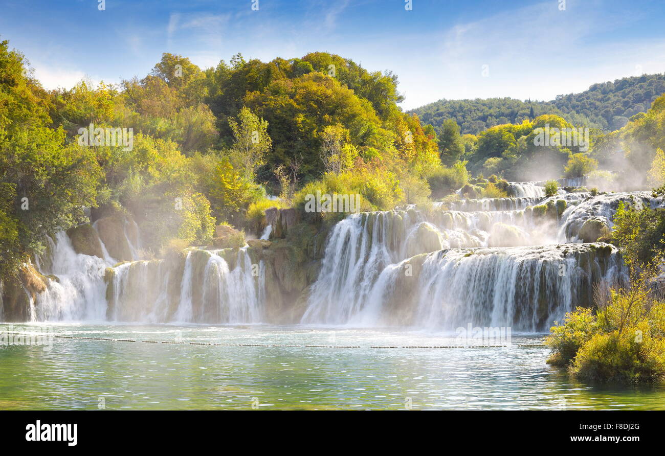 Las cataratas de Krka, el Parque Nacional de Krka, Croacia, Europa Foto de stock