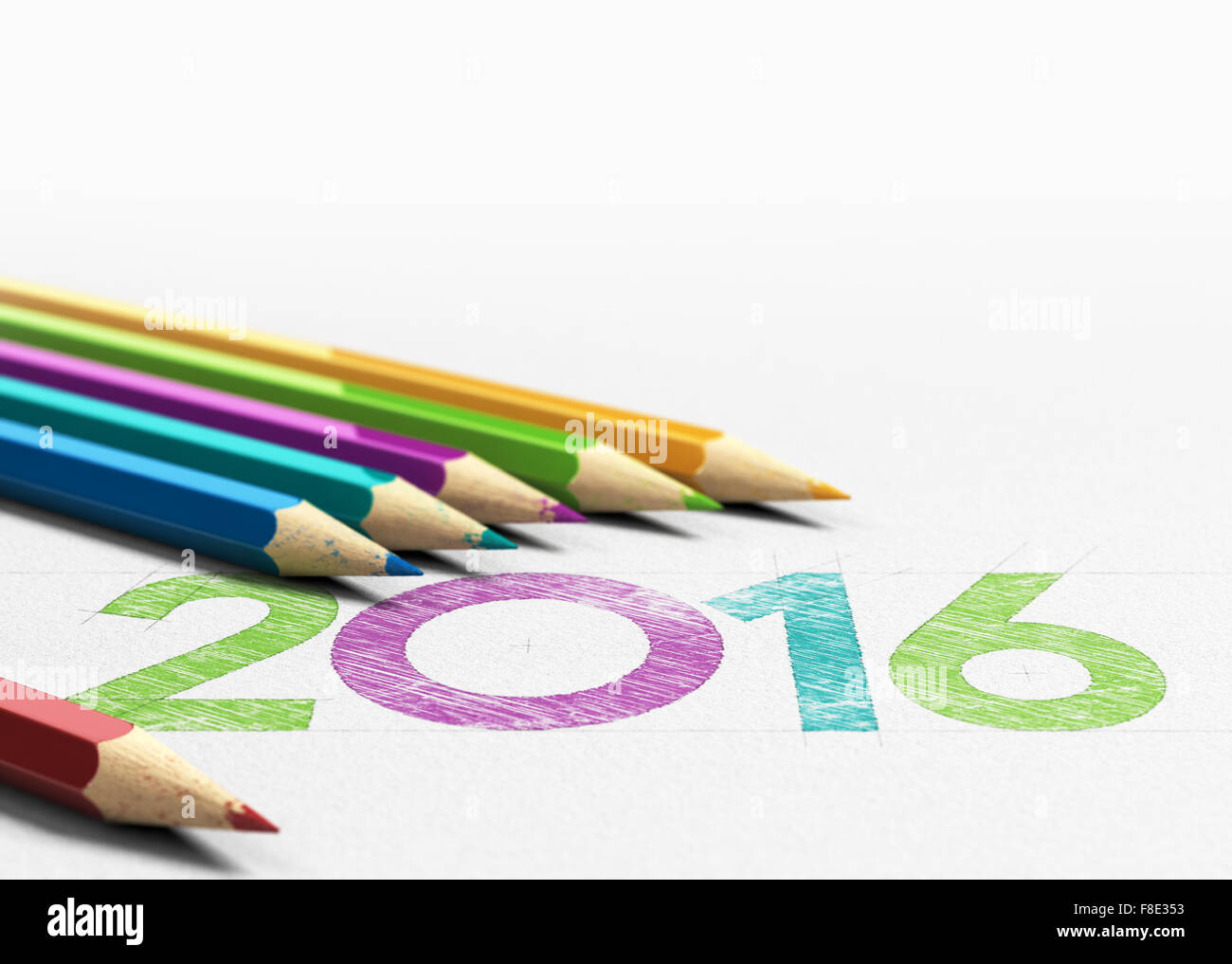 Año nuevo 2016 manuscrito en un papel con textura de madera sourounding seis lápices. Imagen conceptual para el diseño de tarjetas de felicitación volver Foto de stock