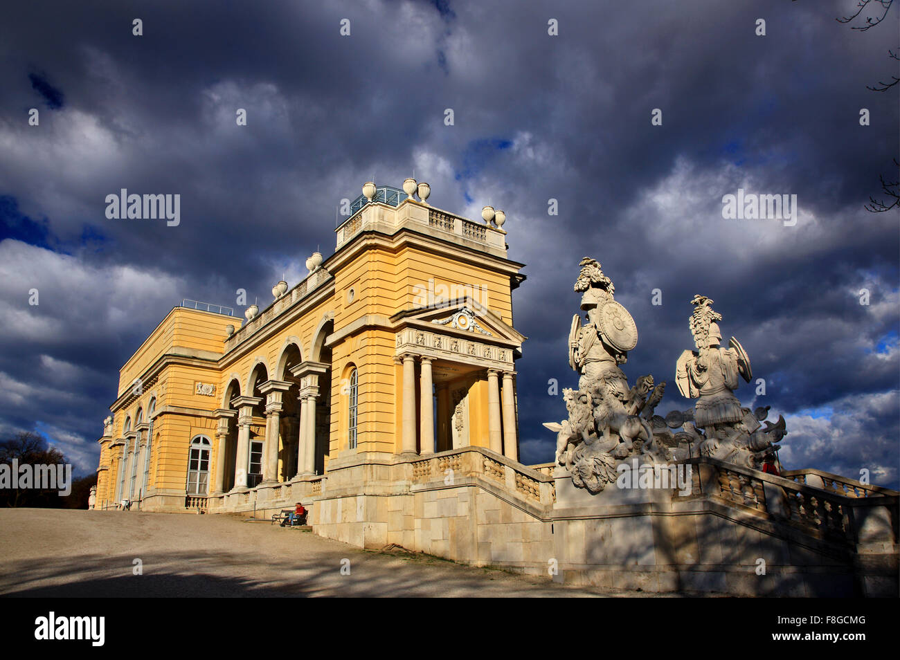 La Gloriette, el mirador del palacio de Schönbrunn, Viena, Austria. Foto de stock