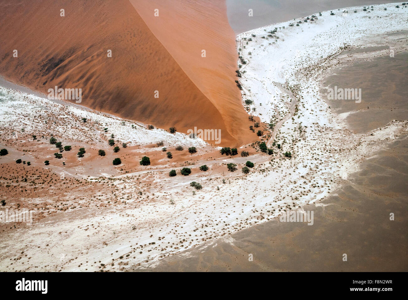 Vista aérea del Parque Nacional Namib-Naukluft, Namibia, África Foto de stock