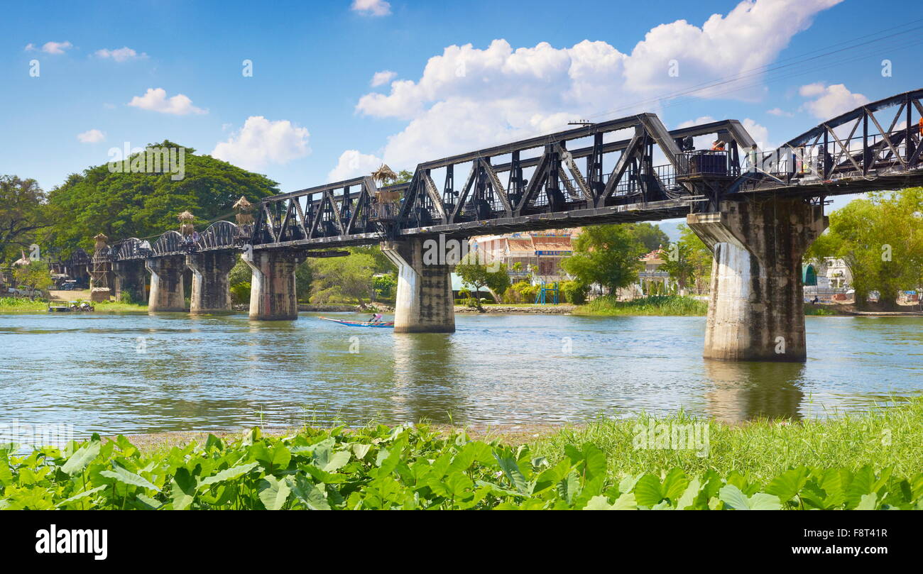 Tailandia - Kanchanaburi, puente sobre el río Kwai Foto de stock