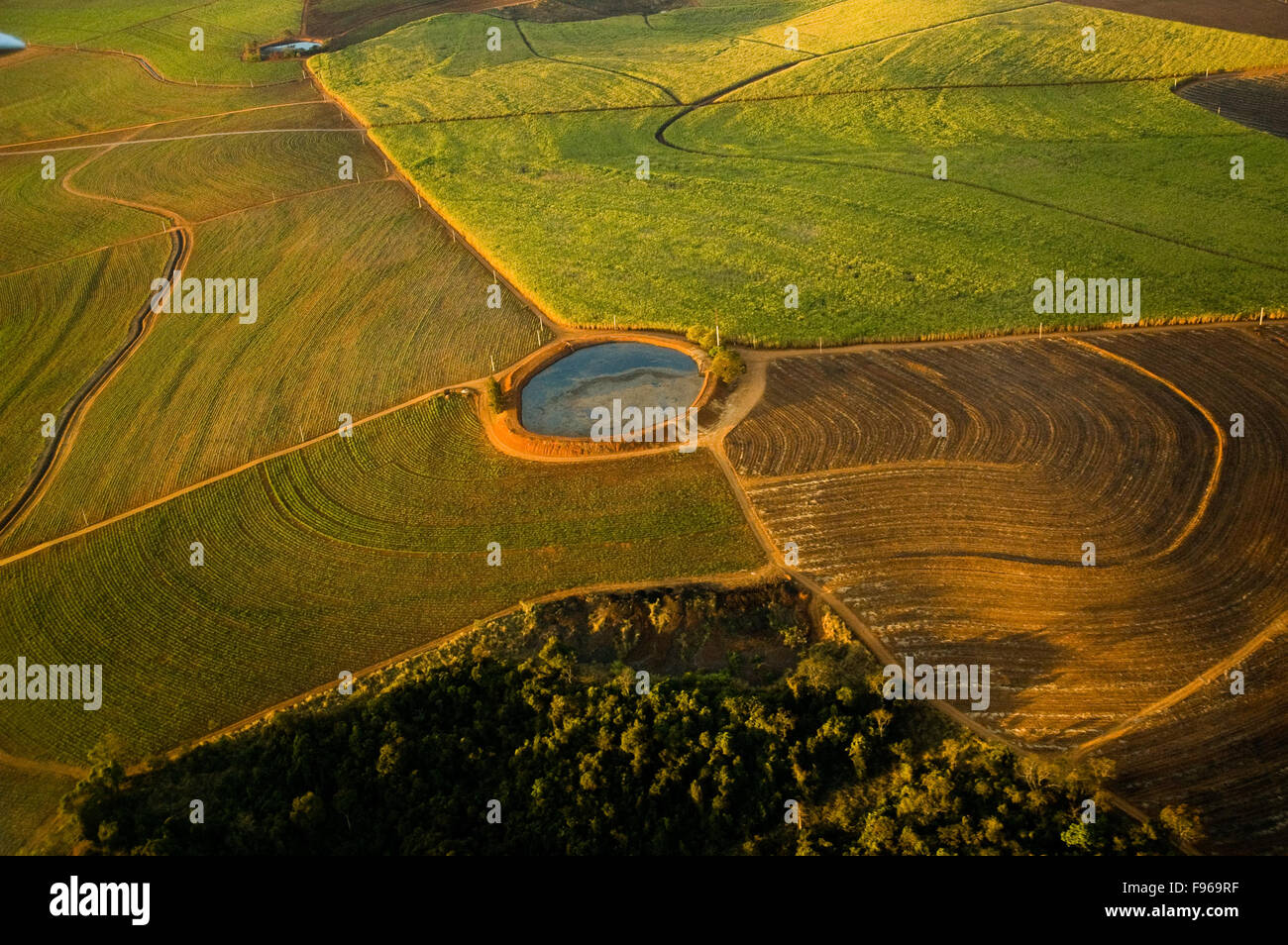 Vista aérea del campo tierras de Lagoa da Prata en Minas Gerais, Brasil Foto de stock