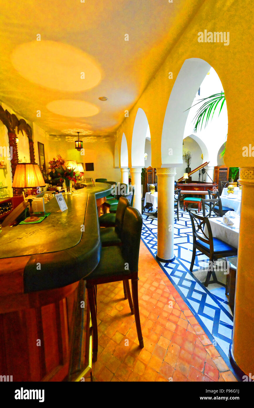 Casablanca Marruecos Rick's Cafe bar restaurante Foto de stock