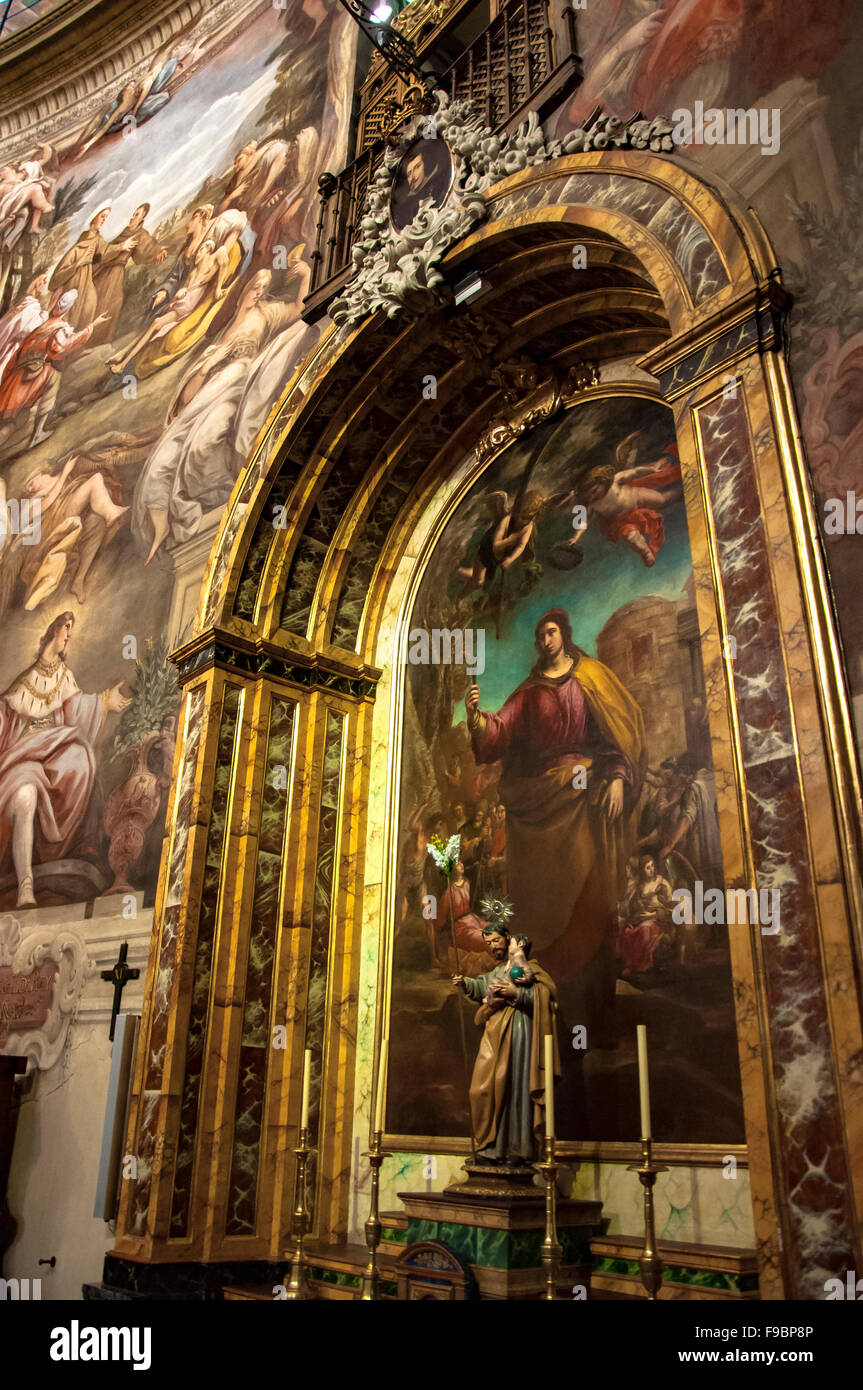 Iglesia de san antonio de los alemanes fotografías e imágenes de alta  resolución - Alamy