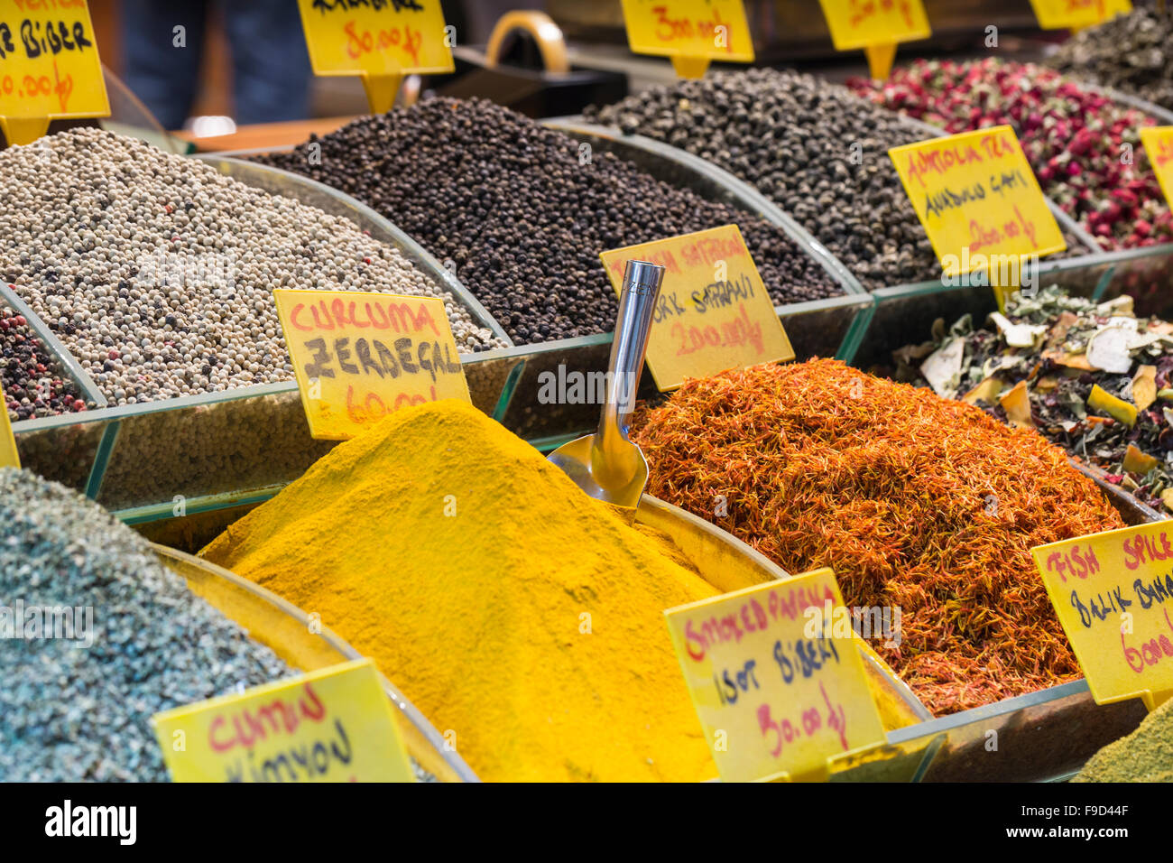Turquía, Estambul, Turquía El Bazar de las Especias, condimentos para la venta Foto de stock