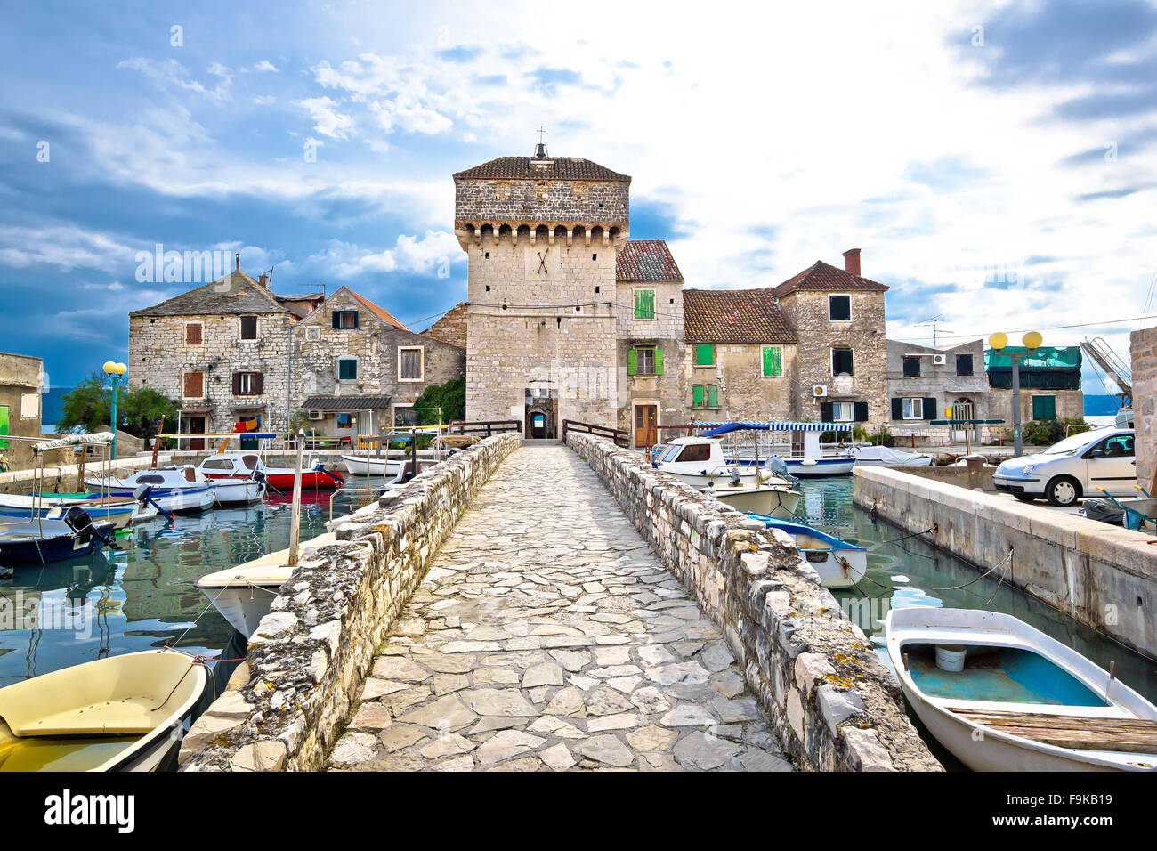 Arquitectura histórica de Kastel Gomilica, Split, Croacia Foto de stock