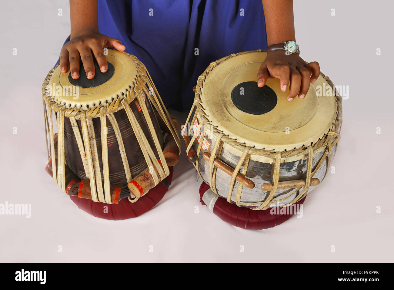Tabla, un instrumento musical, India Fotografía de stock - Alamy