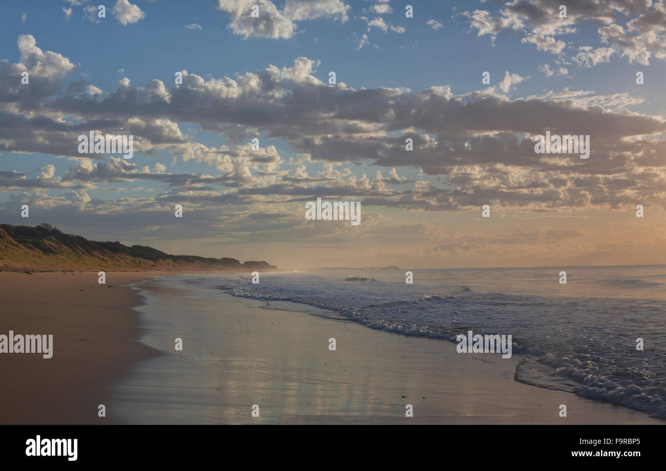 Playa Breamlea, Victoria, Australia, se encuentra en la península