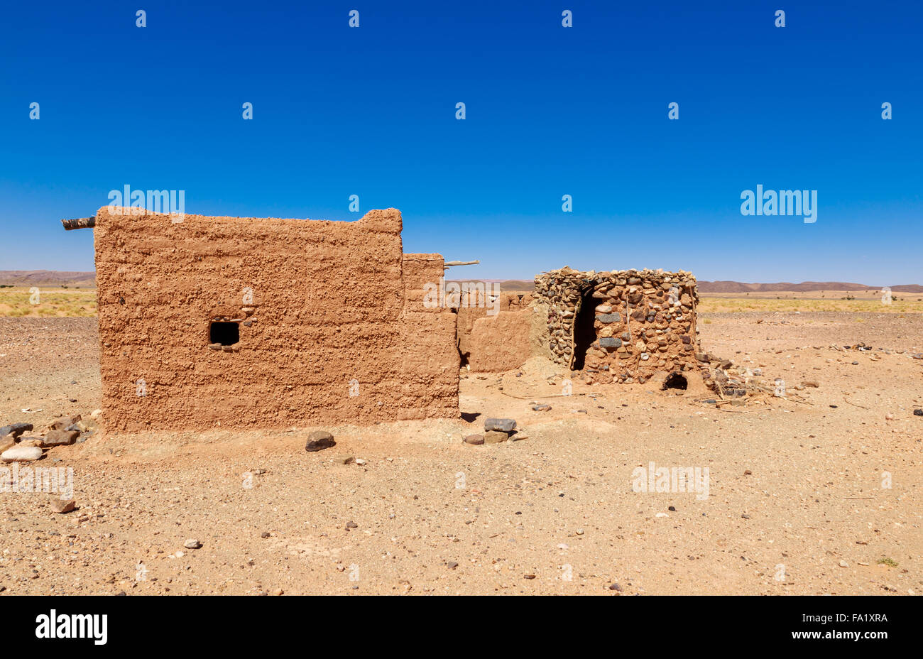Cabaña bereber en el desierto del Sahara Foto de stock