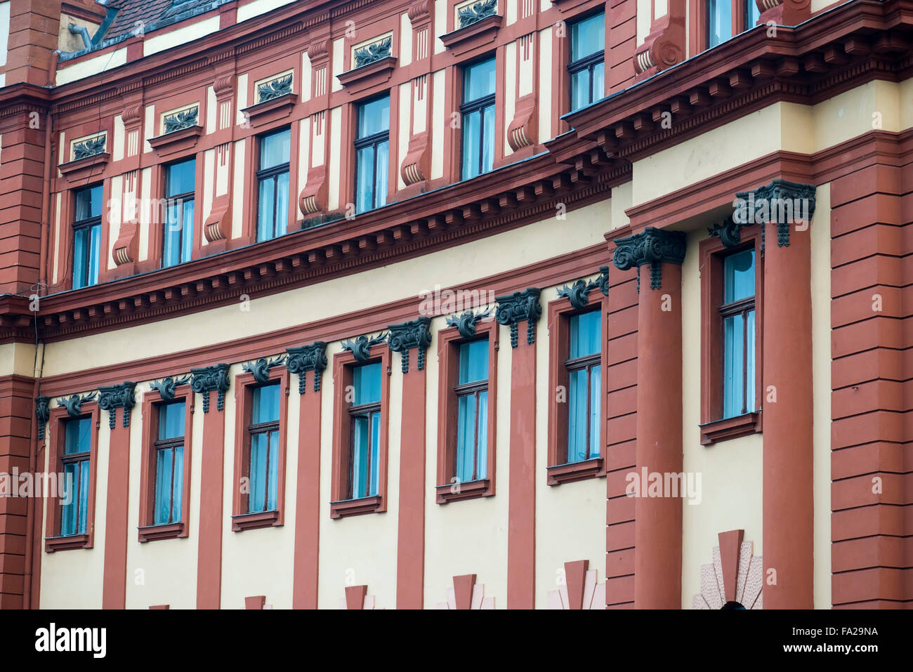 Edificio del Consejo del Condado de Brasov Foto de stock